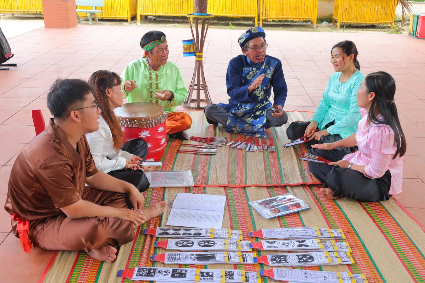 Truyền dạy nghệ thuật Bài chòi dân gian