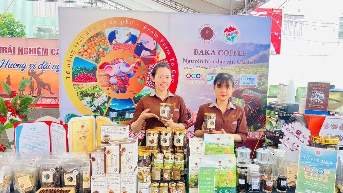 Trưng bày sản phẩm OCOP và Cà phê đặc sản Gia Lai