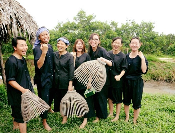 Hội thao các môn thể thao dân tộc và trò chơi dân gian