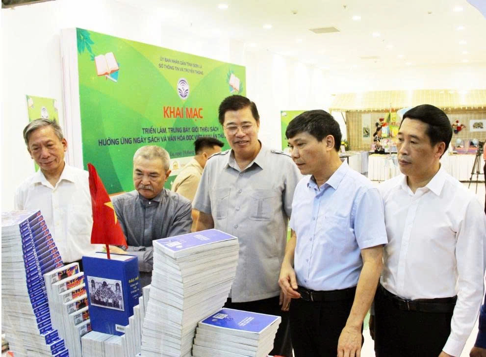 Không gian sách “Sơn La – Những trang văn hóa”